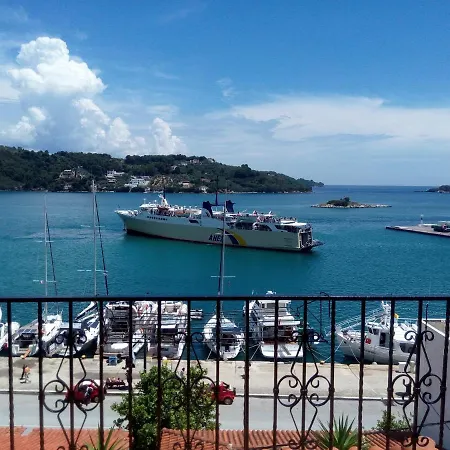 City Views Studios-apartments Appartamento *